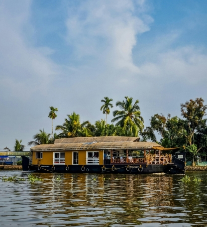 Kerala Houseboat Tour
